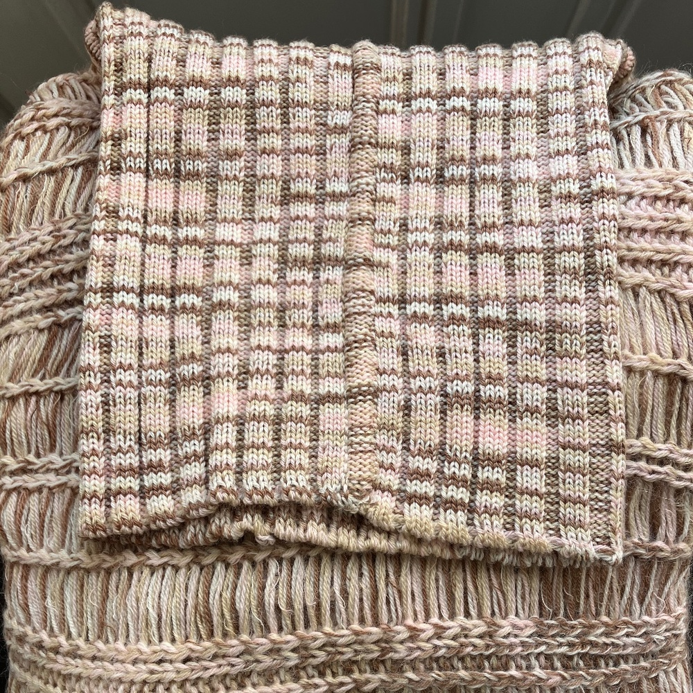 VINTAGE MISSONI WOOL TURTLENECK - Picture 2 of 14